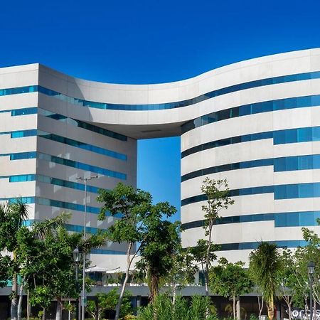 Holiday Inn & Suites - Merida La Isla By Ihg Kültér fotó