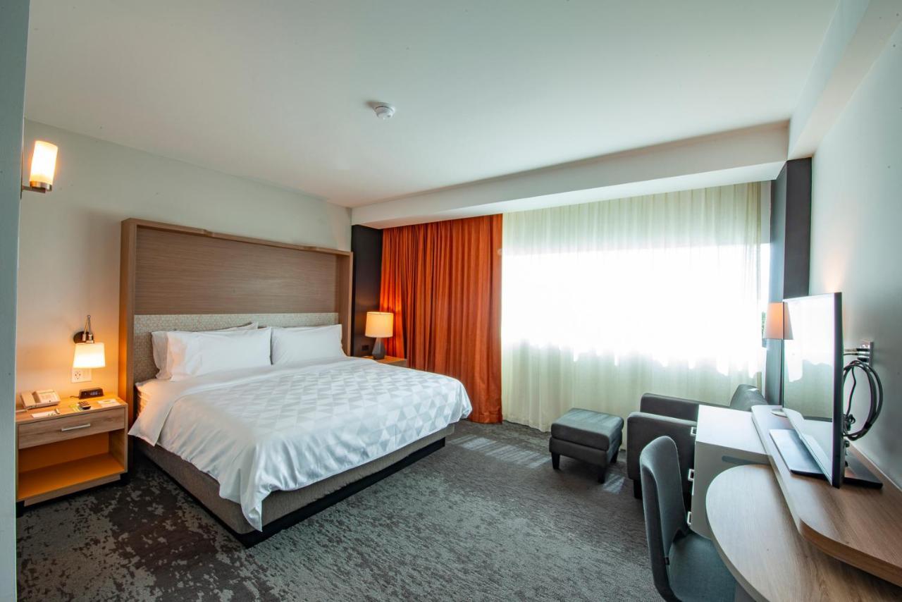 Holiday Inn & Suites - Merida La Isla By Ihg Szoba fotó