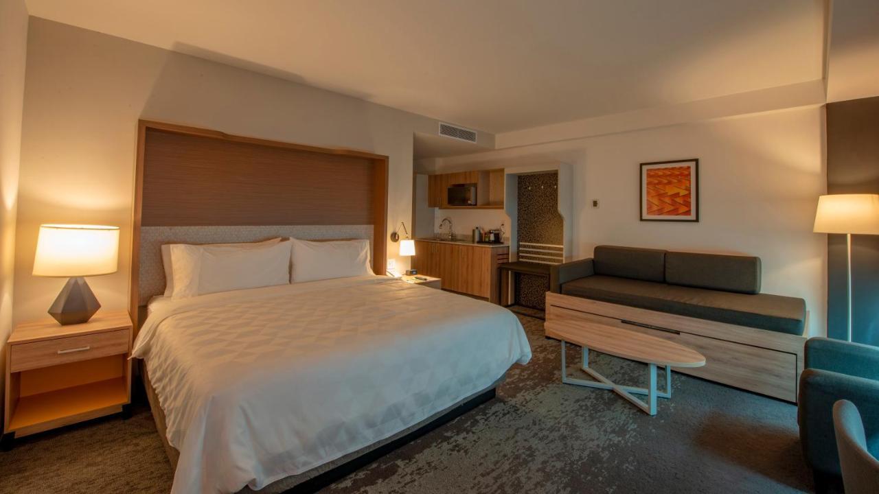 Holiday Inn & Suites - Merida La Isla By Ihg Kültér fotó